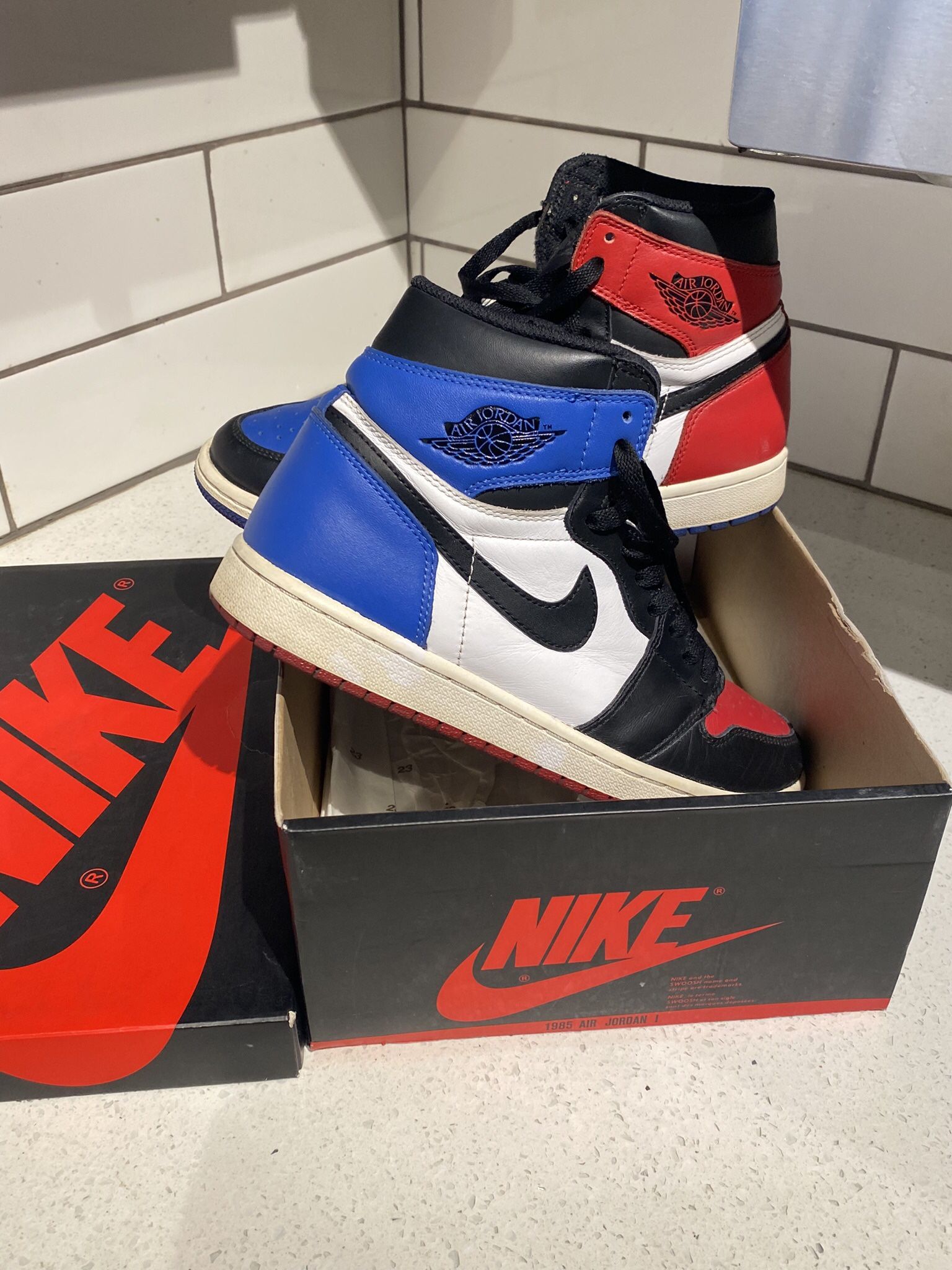 Jordan 1 Top 3 size 8 