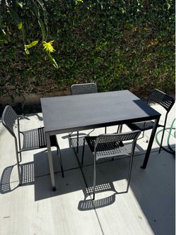 Kitchen Table with 4 Chairs