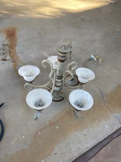 Chandelier great condition