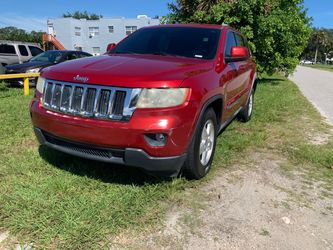 Jeep Grand Cherokee SUV Red