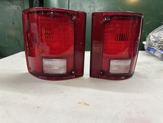 Chevrolet  Tail Lights Set