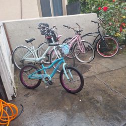 4  Schwinn Bikes  ( Must Purchase  as a set)