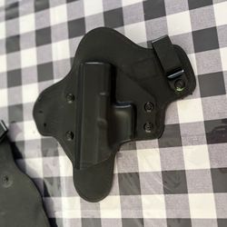 Cloak Tuck 3.0 Gun Holster