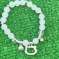 New Hello Kitty 🐱 Bracelet (Nuevo) $5 FIRM.                NO TRADES.    NO SHIPPING (EAST PALMDALE)