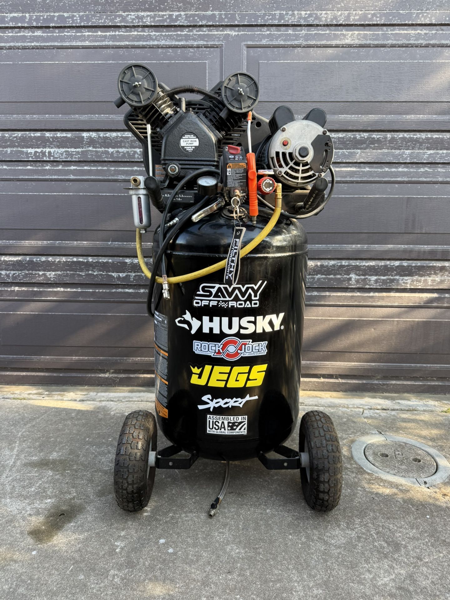 Husky 30-gallon 135psi Air Compressor