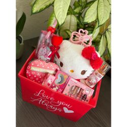 💌Hello Kitty Valentines Basket 💌