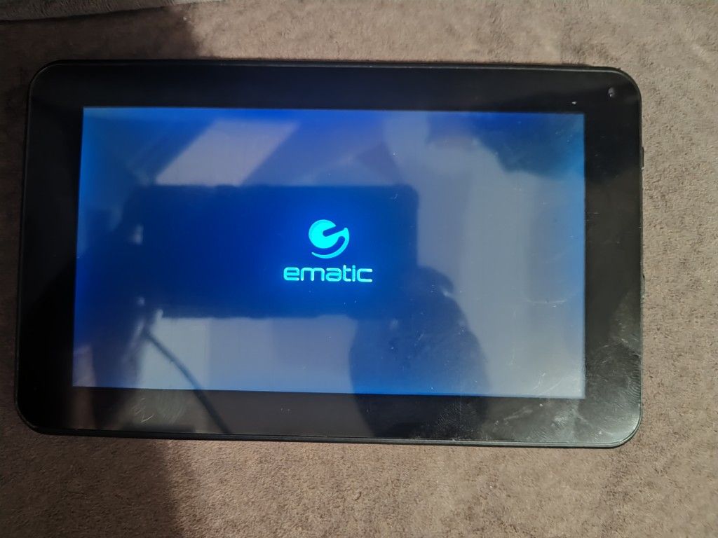 Ematic Quad-Core EGQ307YW 7-Inch HD Tablet Andriod 4.2 Jelly Bean