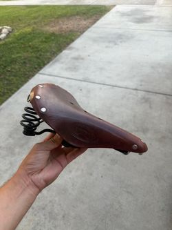 Brooks seat and grips