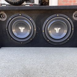 Dual JL Audio 10” Subwoofers