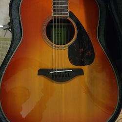 Yamaha FG820 acoustic w/K&K Pure Mini pickup