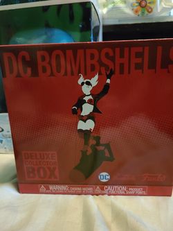 Dc bombshells deluxe collector box funko