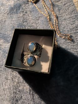 Double moonstone ring
