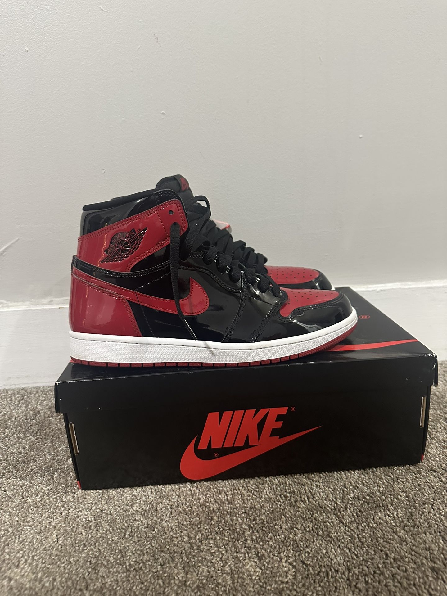 Jordan 1 Patent Bred - Size 10