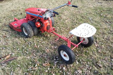 Gravely 5260 with Dual Wheels 40