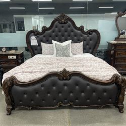 Queen Bed Dresser Mirror Nightstand - 