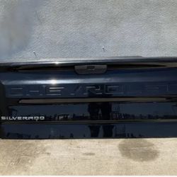 2019 - 2025 CHEVROLET SILVERADO 1500 PICKUP TAILGATE BOX BACK DOOR OEM BLACK_GBA