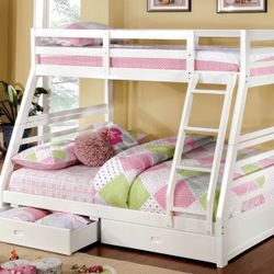 White Twin/ Full Bunk Bed 