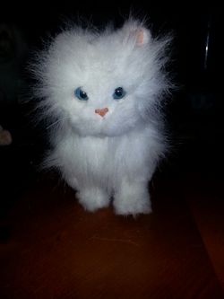 Fur real White cat toy