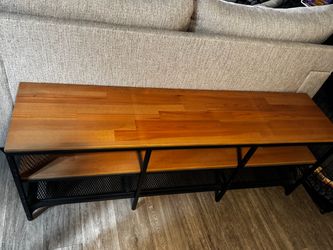 Living room furniture,must pick up