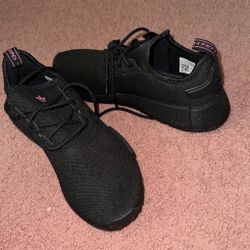 Brand New Addidas Women’s Sneakers 