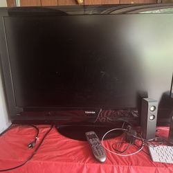 TV, Computer Monitor, Speakers, Apple Keyboard, Remote