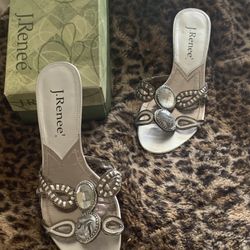 Women’s Shoes, Sandals