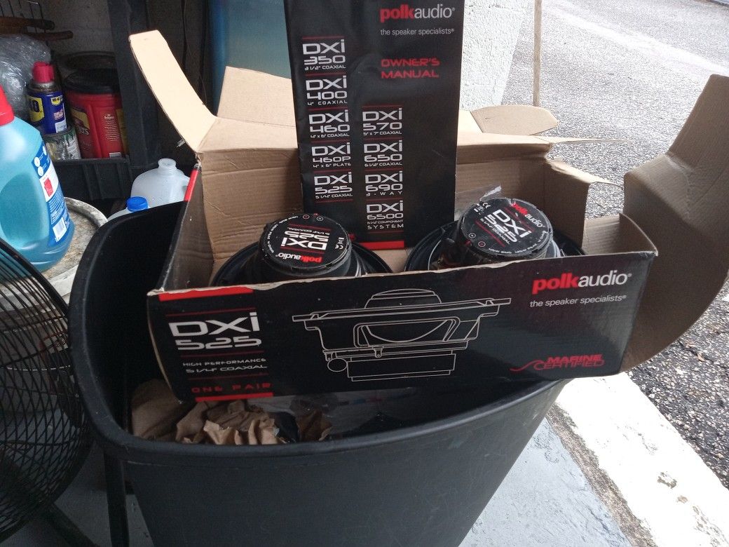 Polk Audio DXI 525 car speakers