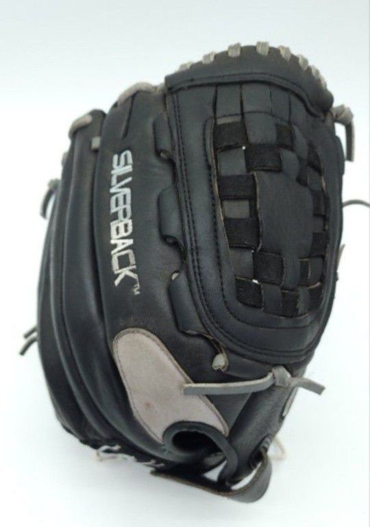 Rawlings
Silverback Softball Glove 
Size 13