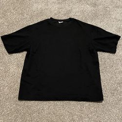 Uniqlo Black T Shirt 