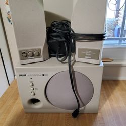 Vintage 1990s, Yamaha Desk Top Speakers. Please Read Description 