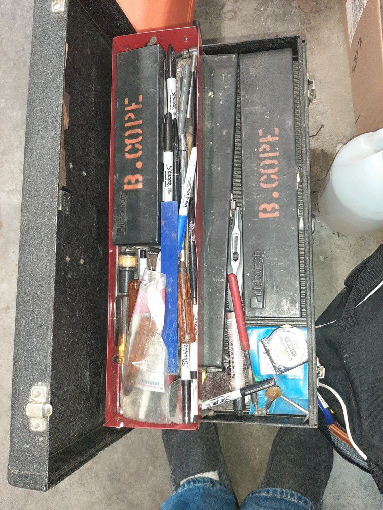 A Full Complete Craftsman Tool Box.