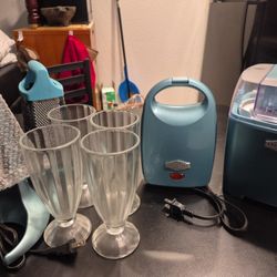 Ice Cream Maker American Classic Set Prices Negotiable