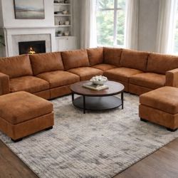 Couch/ 8 Piece Sectional