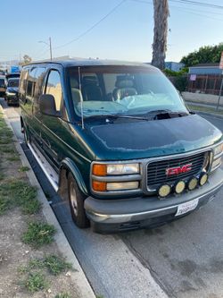 1996 Savana gmc ( Conversion )