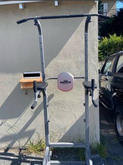 Relife Fitness Power Tower - Dip Bar Pull Up Bar Station