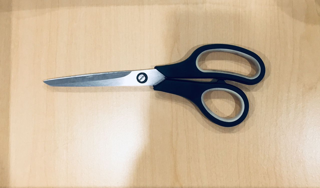 Scissors 