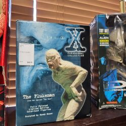 1997 X-Files Collectible Toy Figure. THE FLUKEMAN