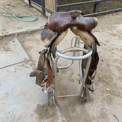 Bear Trap Saddle And Western Riding Saddle 