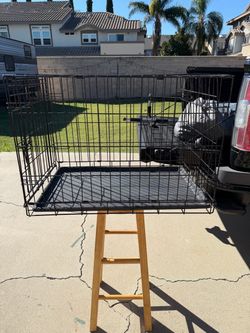 Dog crate
