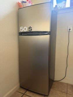 Moving Sale – Appliances & Household Items – Everything Must Go!