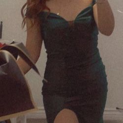 Off The Shoulder Green Dress 