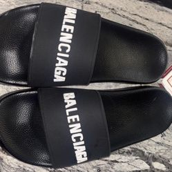 balenciaga slides 