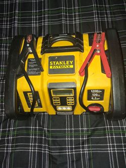 Used jump starter with air compressor 1200AMP Stanley fatmax