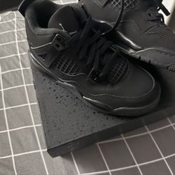 Preschool Black Cats Jordan 4s 