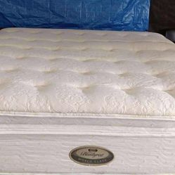 King Size Mattress (Colchón King Size)