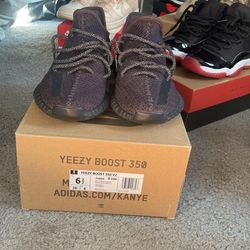 Yeezy 350 V2 Black Reflective
