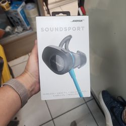 Bose SoundSport Wireless Bluetooth In Ear Headphones Anti-sweat Like New In Box!