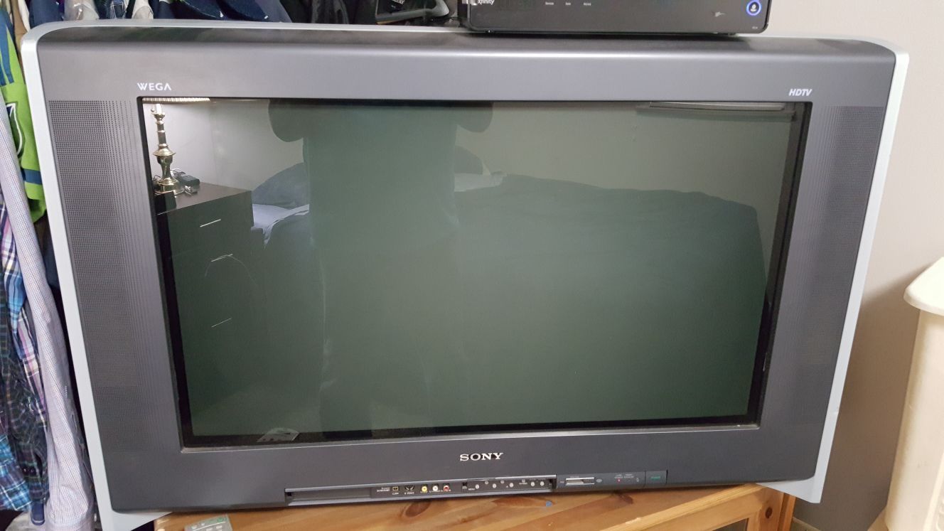 Sony KD-34XBR960N WEGA HD TV