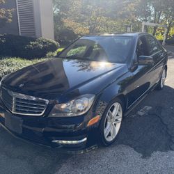 2014 Mercedes Benz C300 Black Sedan 
