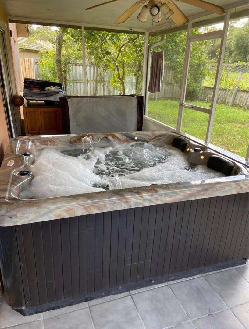 Bimini Model Hot Tub